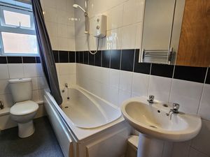 Bathroom- click for photo gallery